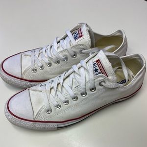 CONVERSE ALL STAR LOW TOP WHITE MEN'S SHOES - SIZE 9.5 (M), Sz 11.5 ( W)